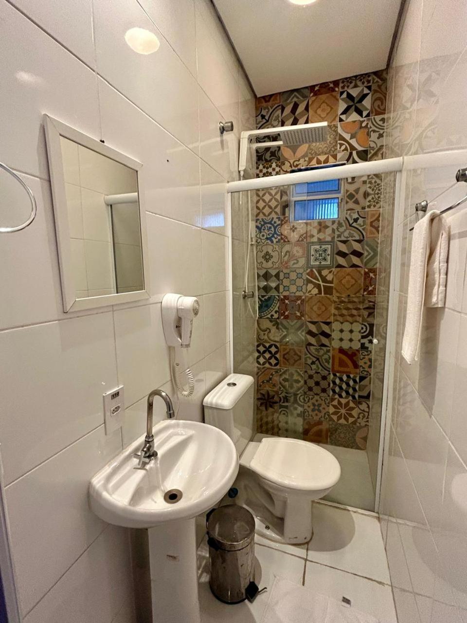 Pousada E Hostel Sao Paulo Comfort - Bairro Pinheiros, Proximo Hospital Das Clinicas E Incor, Oscar Freire, Av Paulista, Allianz, Vila Madalena E Facil Acesso Ao Ibirapuera E Morumbi Экстерьер фото